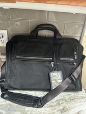 TUMI Alpha Valigetta Nera Espandibile Doppio Scomparto Tracolla Portatile