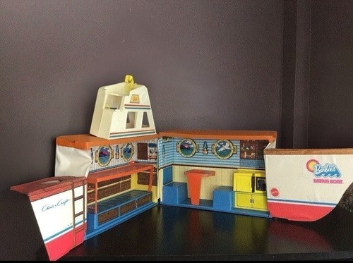 Vintage 1974 barbie dream boat - vintage,