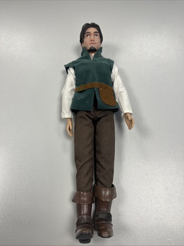 Disney store tangled - tangled, flynn
