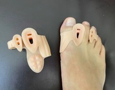 2x SUPPORTO PROTEZIONE PER ALLUCE VALGO CORRETTORE IN GEL DITA PIEDE SEPARATORE