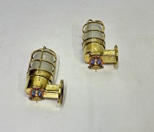 Globo bianco vecchia lampada a