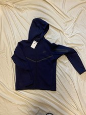 Nike Men’s Tech Fleece