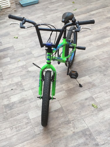 Bicicletta bmx - bicicletta,
