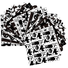 24 fogli di materiale cartaceo