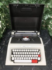 Macchina Da Scrivere Vintage