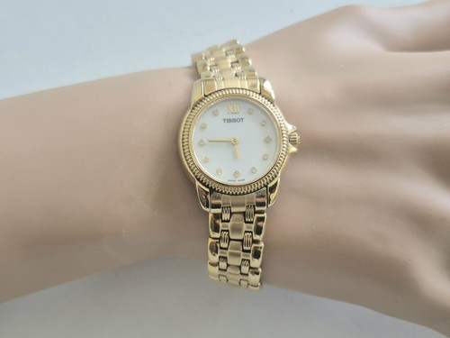 Tissot classic women - women’s, gold