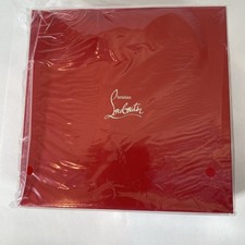 Christian Louboutin Pallet