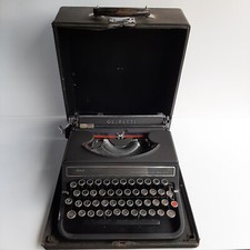 Macchina da scrivere Olivetti