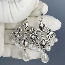 Orecchini lampadario perle