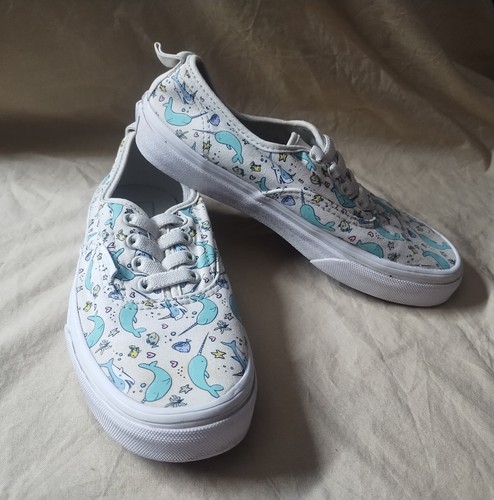 Sneakers vans off the wall - the,
