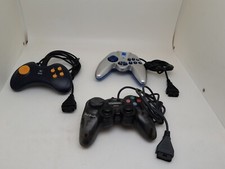 Lotto Di 3 Controller Diverse Marche Per PC Non Testate