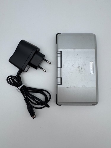 Nintendo silver ntr 001 - ds, ntr-001