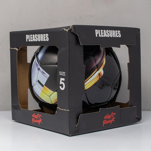 Pleasures daft punk - x,