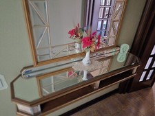 specchiera e console in cristallo stile contemporane