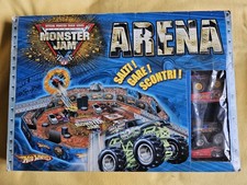 2006 1/64 Hot Wheels Monster Jam Arena Playset Italy Exclusive