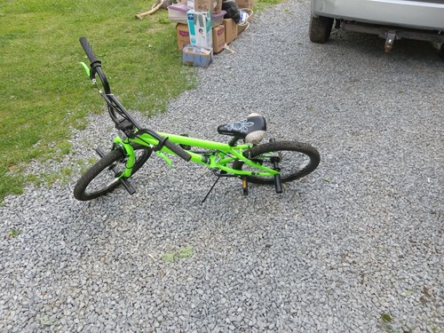Bmx lime green bike - lime, almost