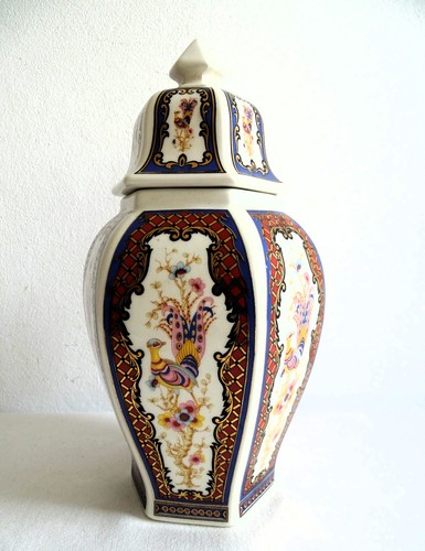 Vaso cinese con coperchio - ,
