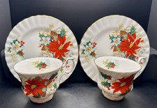 Royal Albert Poinsettia Set di 2 piatti da dessert pane e set di 2 tazze con piedini