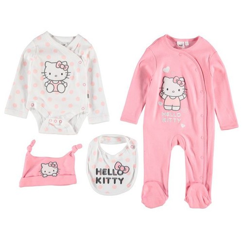 Lot pyjama body bonnet bavoir
