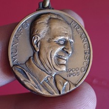 Vecchia Medaglia In Bronzo