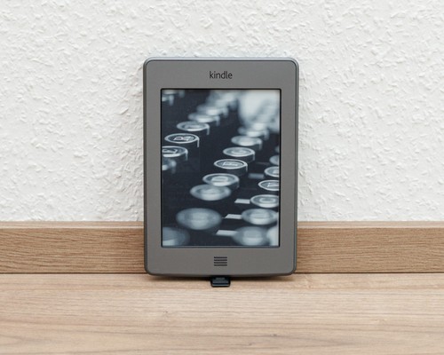Amazon kindle touch - amazon,