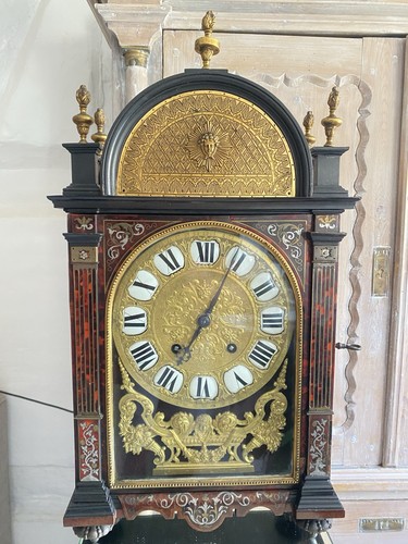 Raro orologio religioso