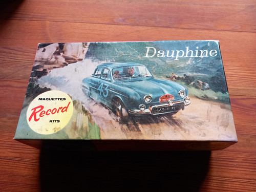 Renault dauphine record - 1/24,