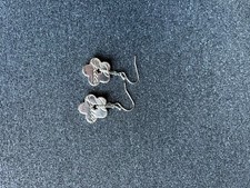 Orecchini donna GUESS  pendenti in acciaio Swarovski