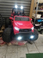 Ranger Rover Ford 4x4 Wild track automobile elettrica per bambini macchina nera