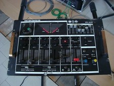 Mixer con equalizzatore grafico, echo digitale e regolabile