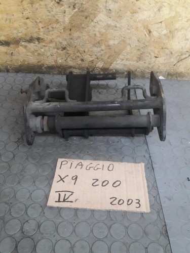 Staffa supporto motore - staffa, piaggio