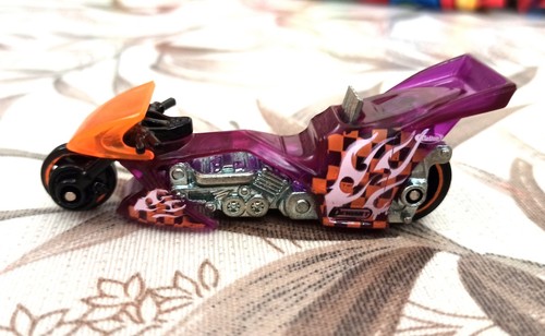 Hot wheels fright bike - hot,