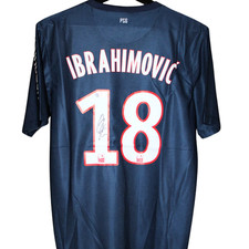 ZLATAN IBRAHIMOVIC PSG MAGLIA