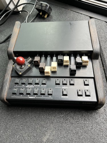Viscount d9e controller - d9e, un