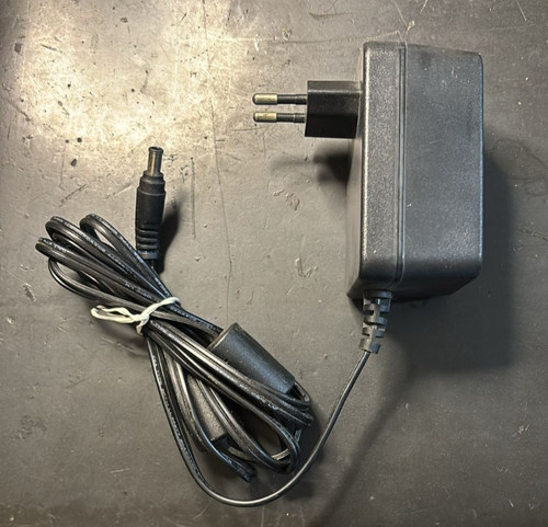 Alimentatore universale - alimentatore,