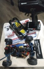 TEAM ASSOCIATE RC18T2 con