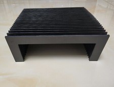 Soffietto protezione macchine utensili a forma di U, dimensioni interne:132mmx60mm,Lmax:420mm