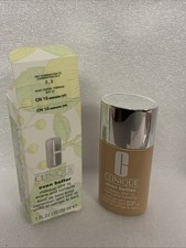Clinique fondotinta ancora