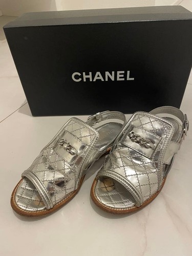 Sandali piatti chanel argento - piatti,