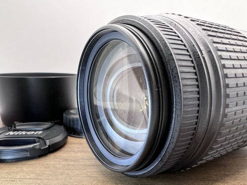 Nikon nikkor 55 300 - af-s, dx
