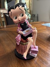 Statuina Betty Boop The Danbury 2006 vintage in perfette condizioni alta 7"