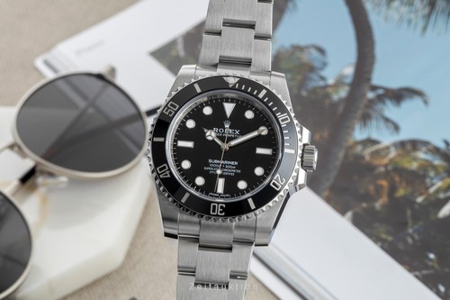 Rolex submariner date - rolex,