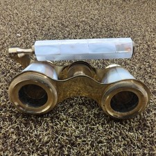 Elegante binocolo in