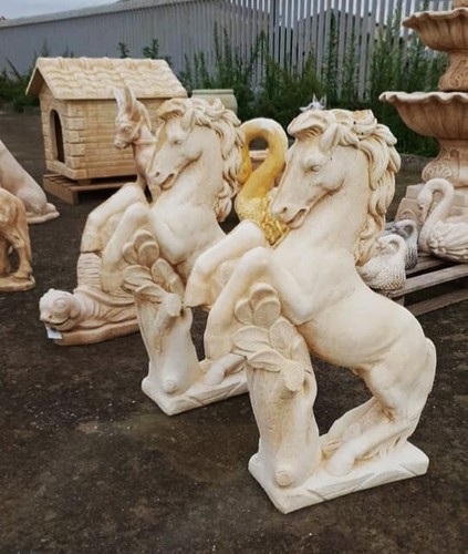 Coppia cavalli rampanti statua - coppia,