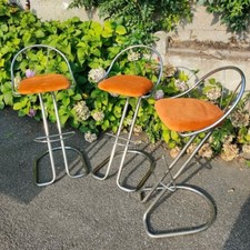 N.3 Sgabelli vintage acciaio rivestimento nuovo! 3 vintage stools, new upholster