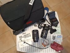 Macchina fotografica vintage reflex Nikon F-601 AF  Quartz Date