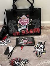 Ed Hardy Tote Nero Squatting