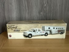 Rimorchio per cavalli prima