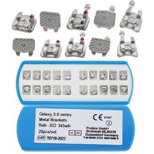 Staffa metallica ortodontica