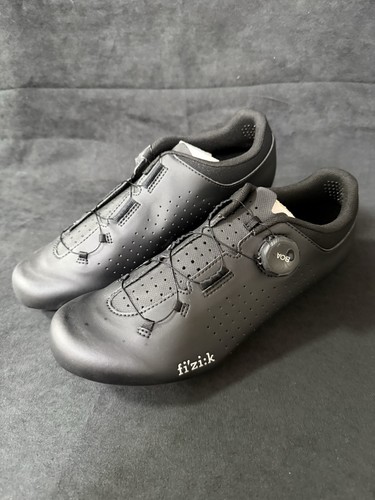 Fizik vento black eu42 - r5,